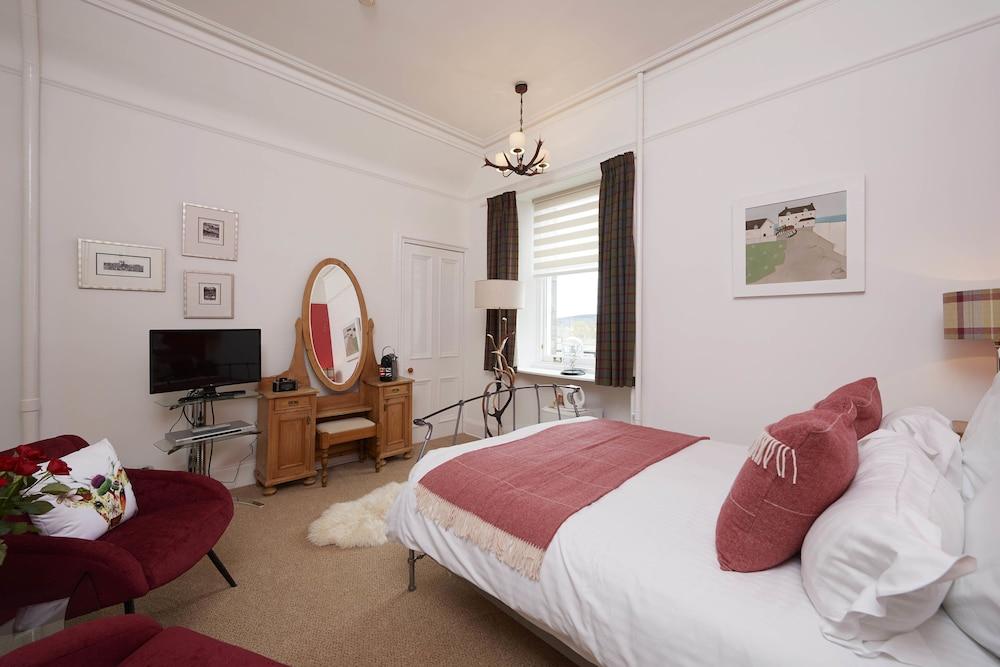 Trafford Bank Guest House - Room