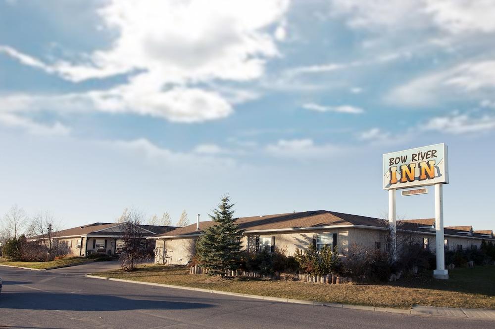 Bow River Inn - Featured Image