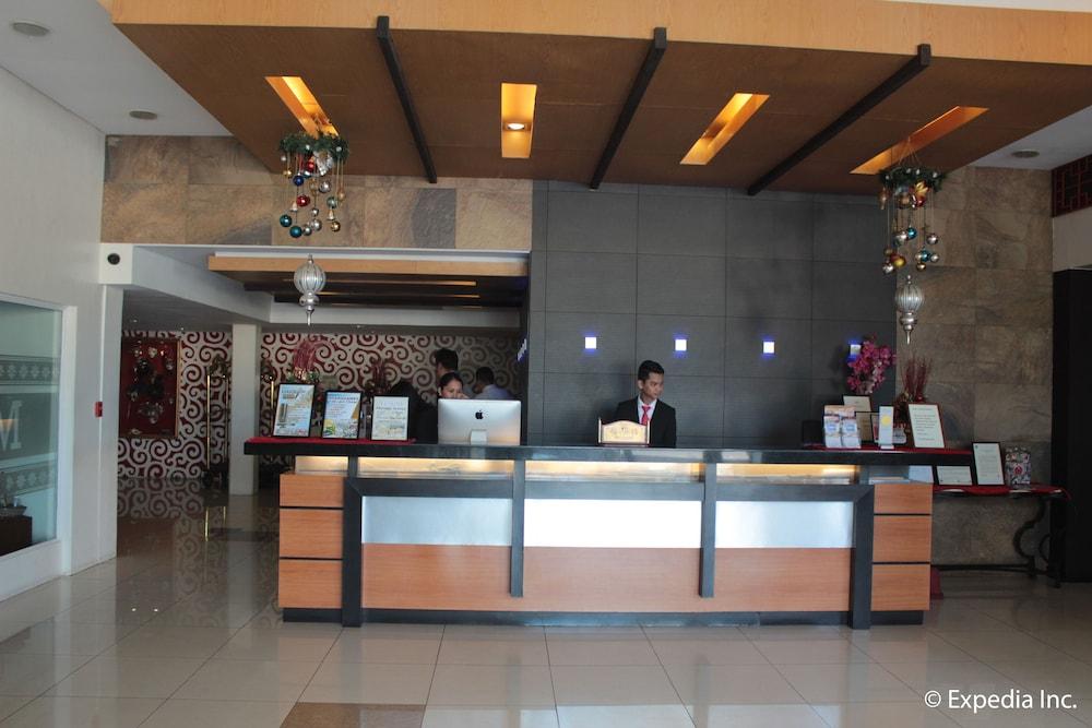 Subic Bay Venezia Hotel - Reception