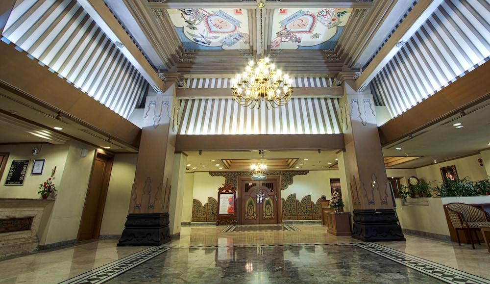 Sahid Jaya Hotel Solo - Lobby