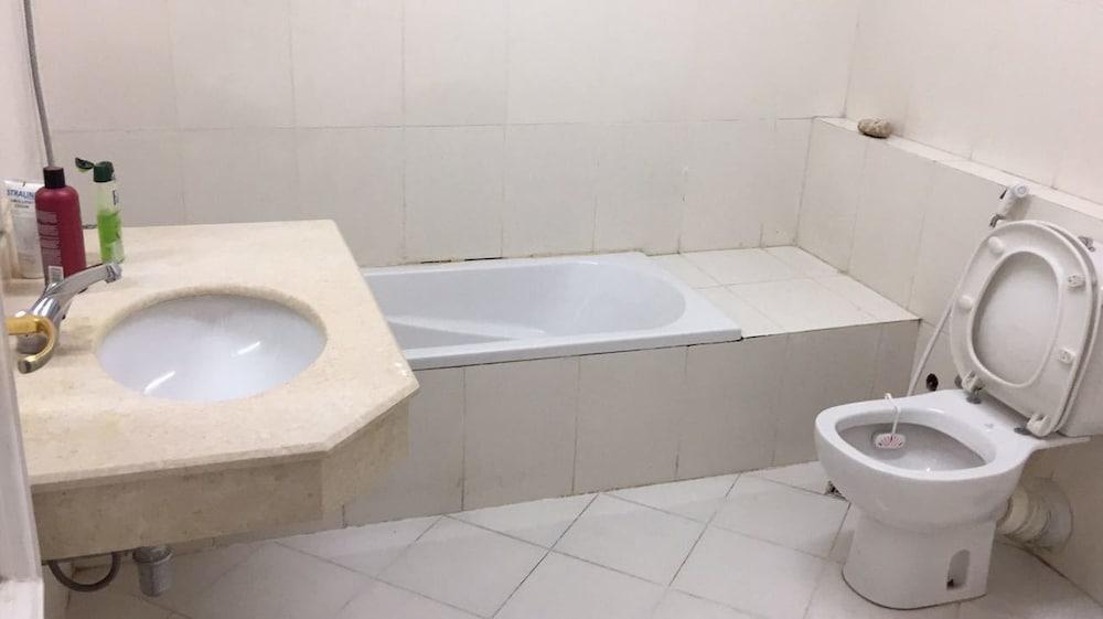 Private Villa - Bathroom
