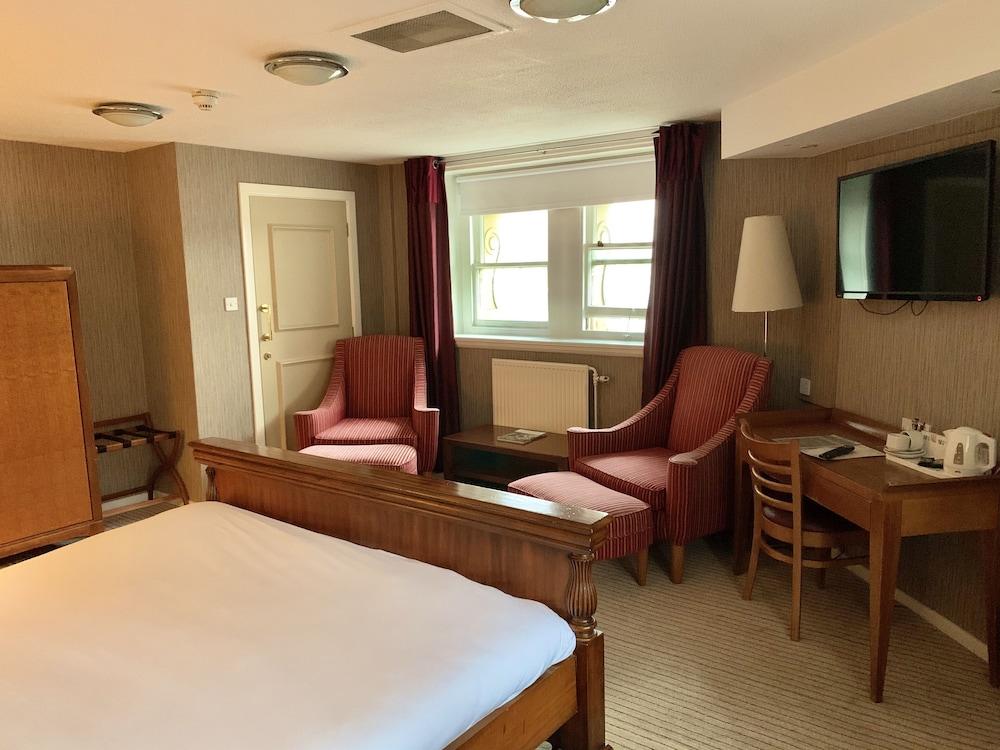 Sir Thomas Hotel - Room