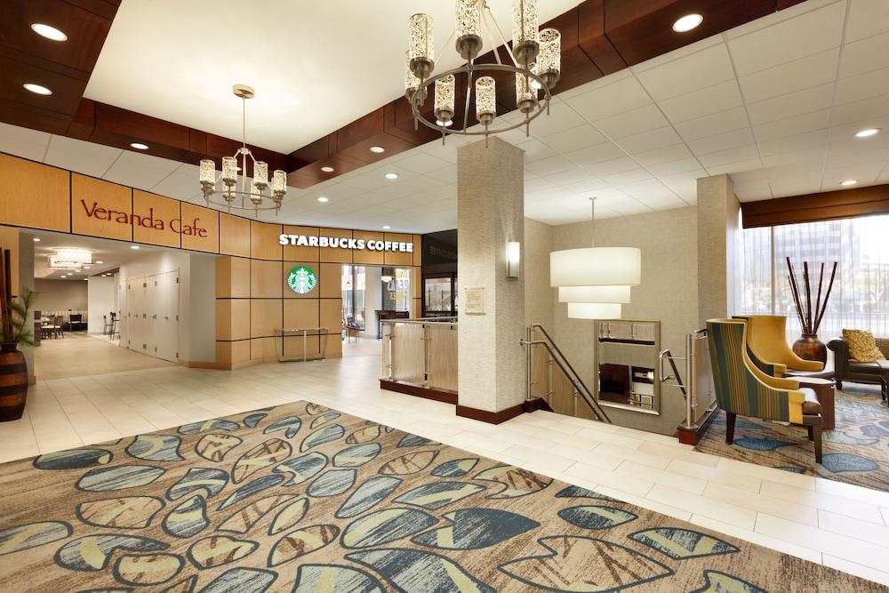 Crowne Plaza Crystal City-Washington, D.C., an IHG Hotel - Interior