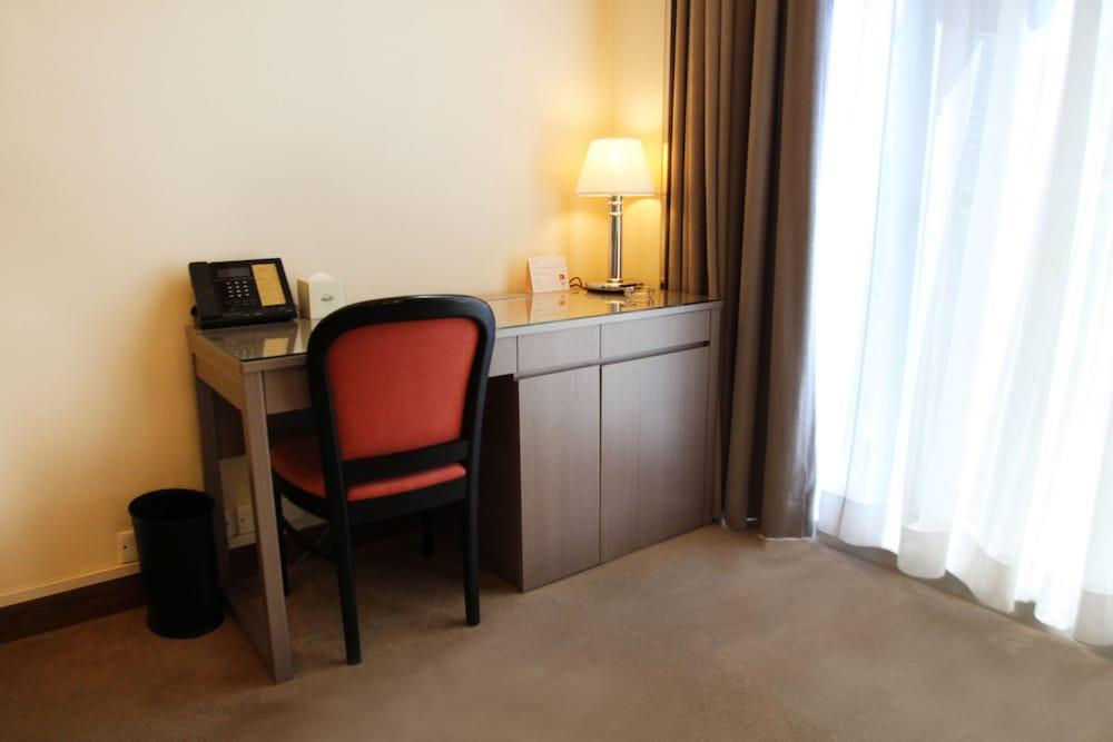Prudential Hotel - Room