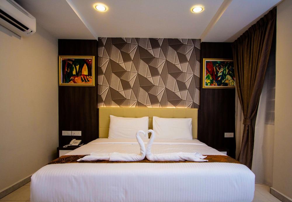 Louis Hotel - Room