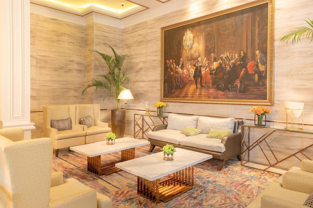 The Monarch Hotel - Interior