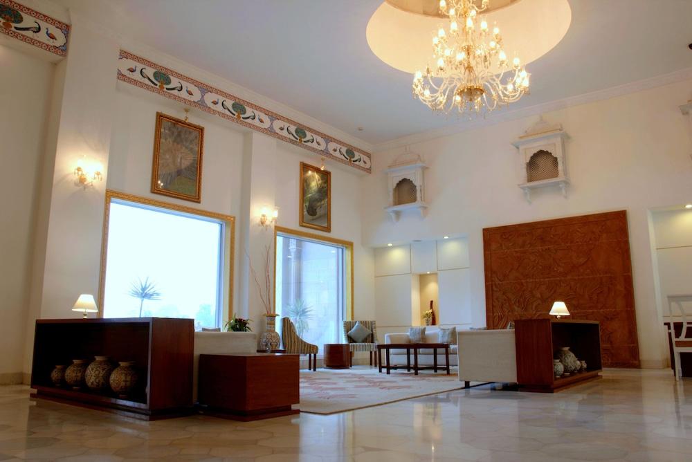 Pratap Mahal, Ajmer - IHCL SeleQtions - Lobby Sitting Area