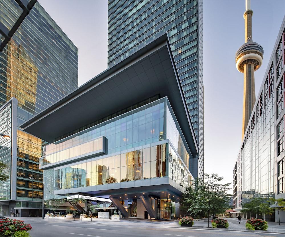 The Ritz-Carlton, Toronto - Exterior