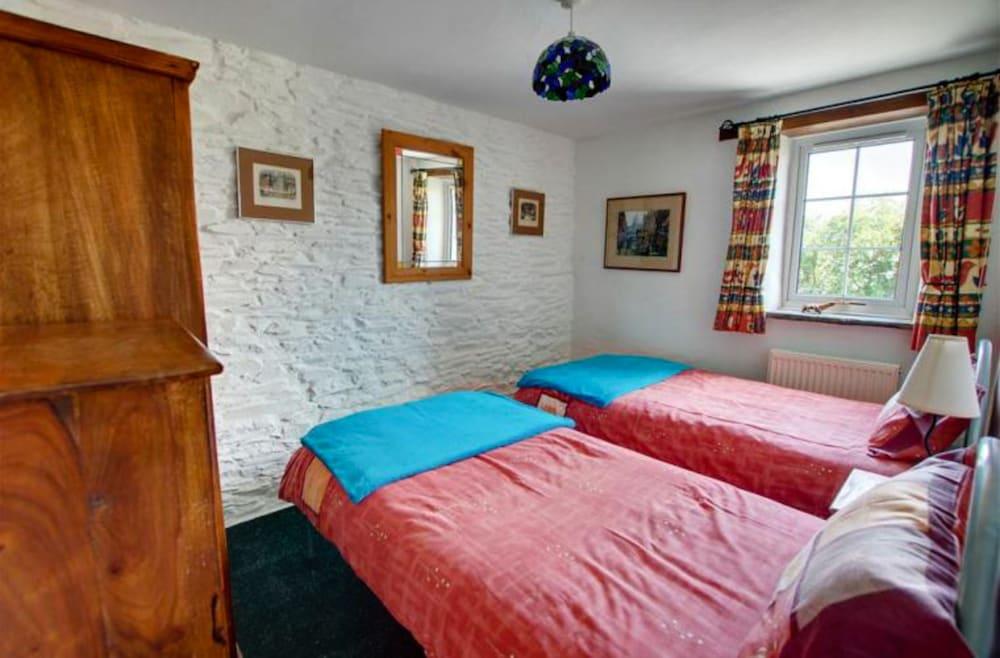 West Bowithick Cottages - Room