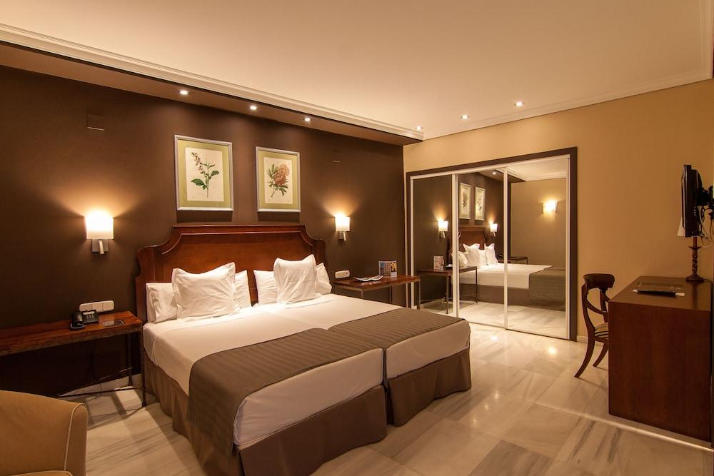 Hotel San Gil - Room