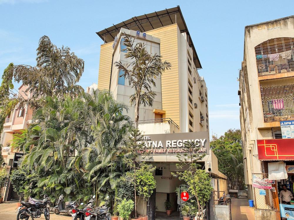 OYO 12020 Hotel Ratna Regency - Featured Image