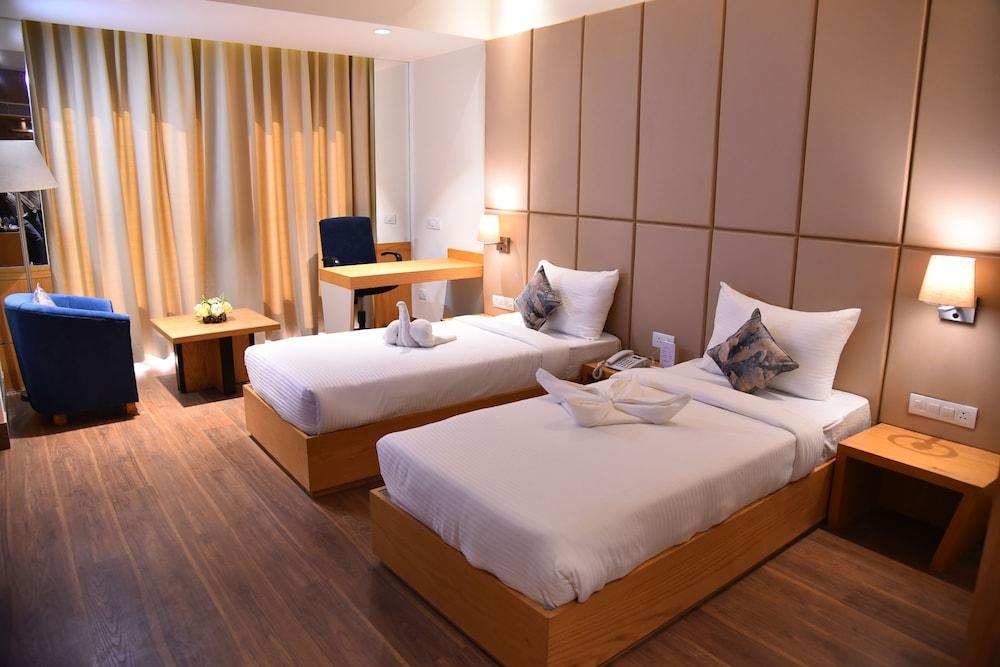 Hotel Narayanam - Room