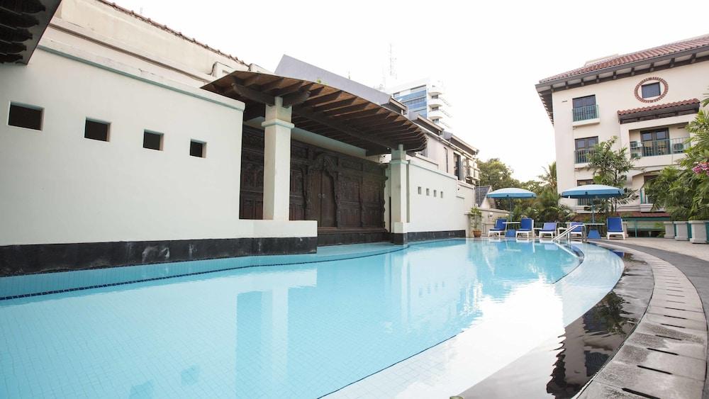 Aditya Mansions Apartment - Outdoor Pool