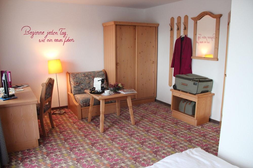 Hotel Bannwaldsee - Room