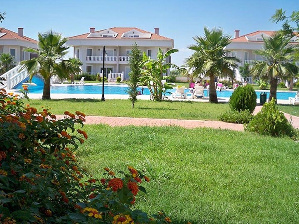Sadev Turizm Belek Villas & Apartments - Property Grounds