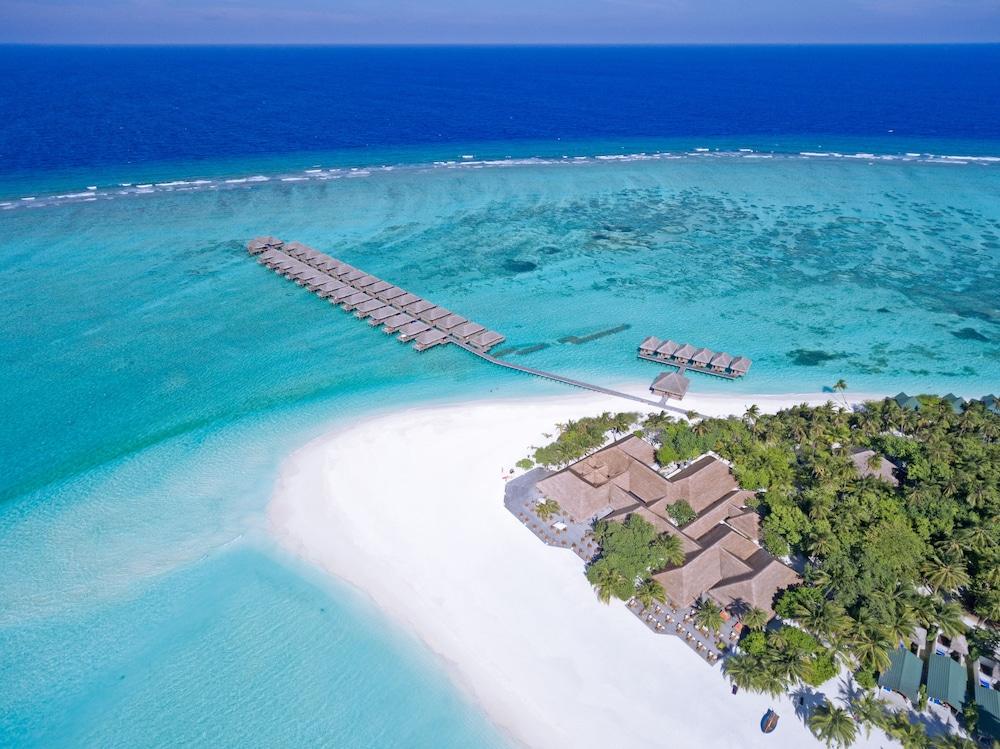 Meeru Maldives Resort Island - Aerial View