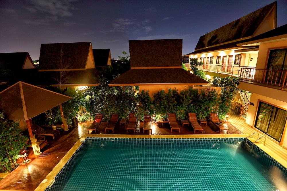 Ploykhumthong Boutique Resort - Featured Image