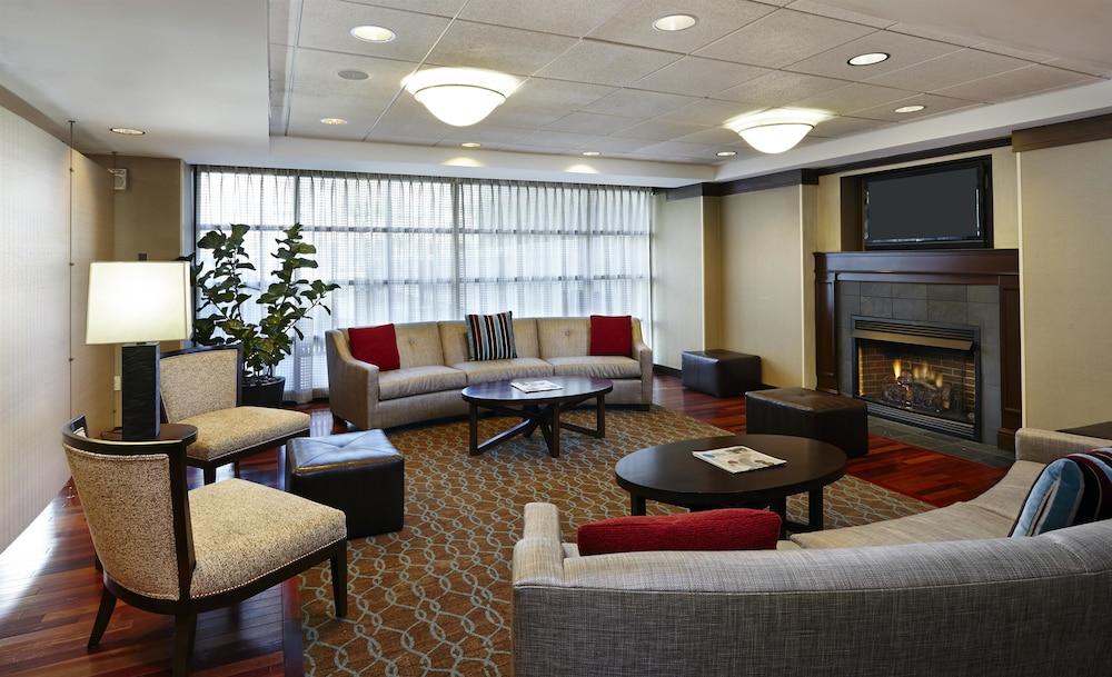 Homewood Suites by Hilton Silver Spring - Lobby