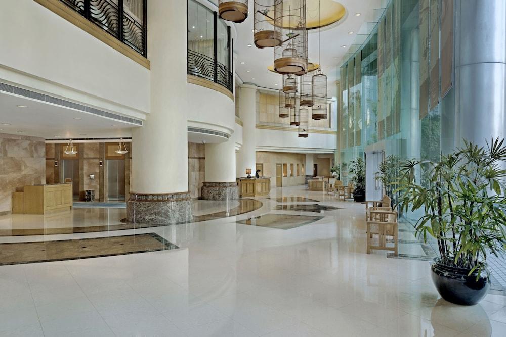 Harbour Plaza Resort City - Lobby