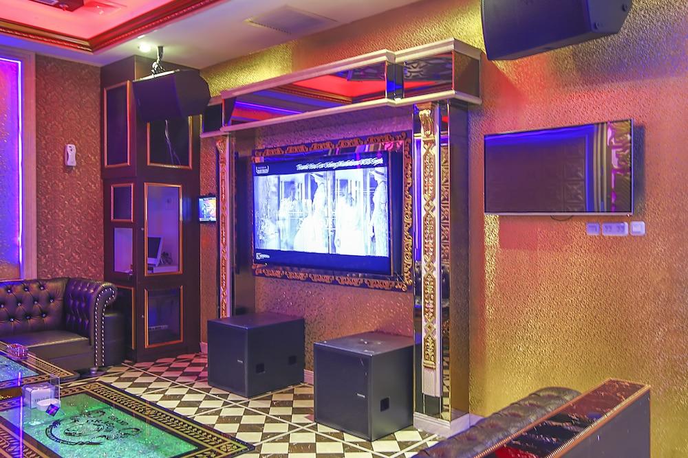 باتام سيتي هوتل - Karaoke Room