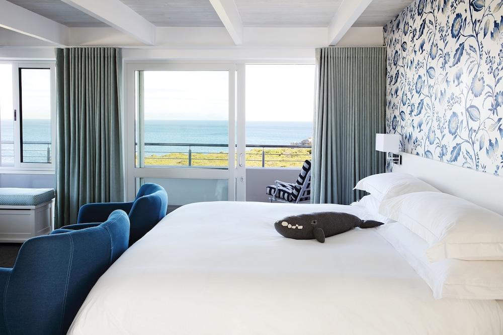 One Marine Drive Boutique Hotel - Room