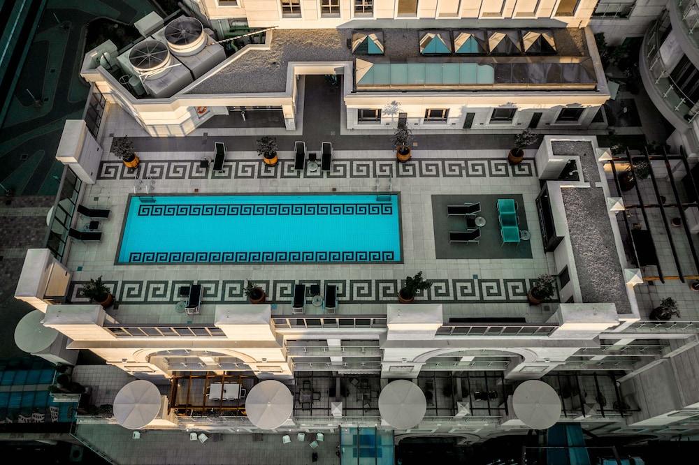 The Michelangelo Towers - Rooftop Pool
