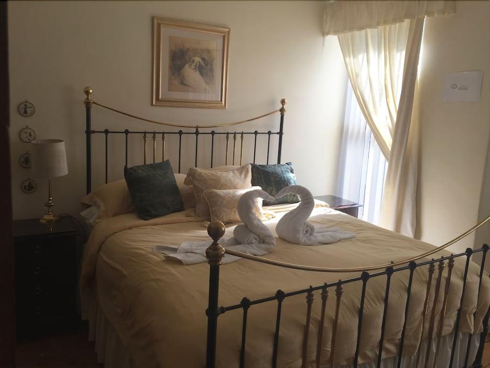 Somerdale Bed and Breakfast - Guestroom