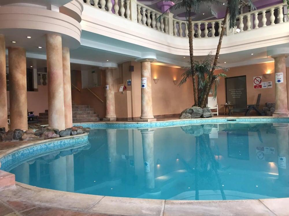 The White Hart Hotel - Pool