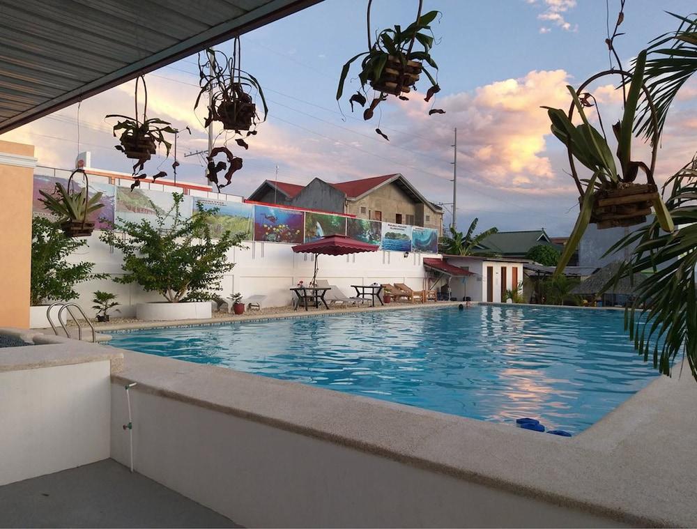Adams View Hotel - Outdoor Pool