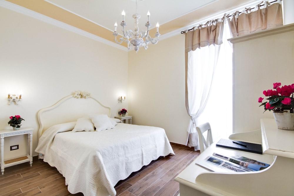 Lunaria Suites Rome - Room