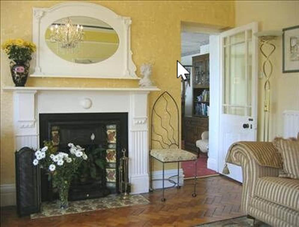 Elmswood House - Interior