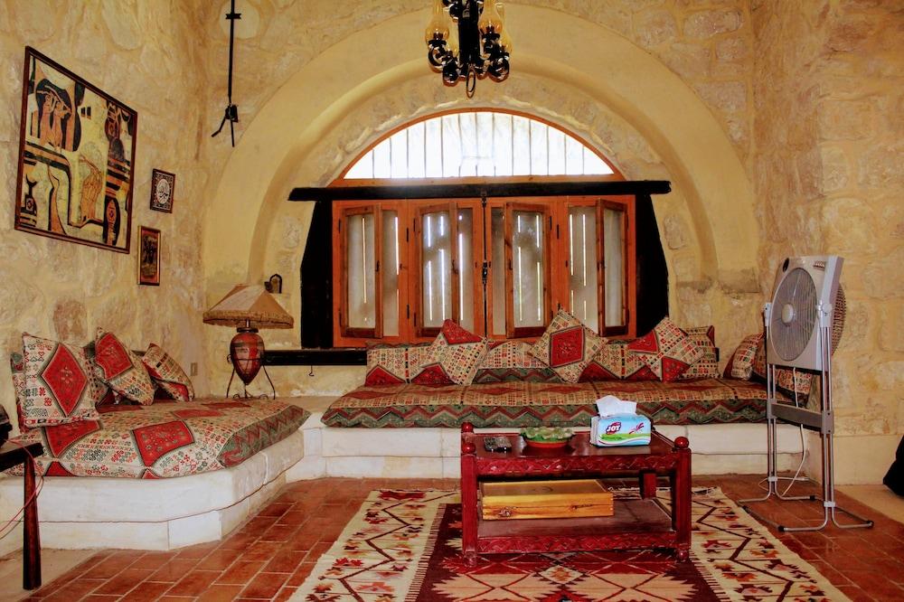 Tunis Lake View - Living Room
