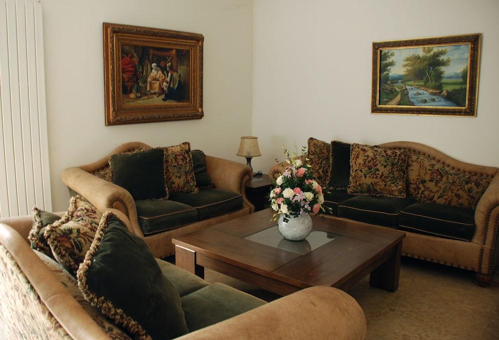 City Suite Aley - Lobby Lounge