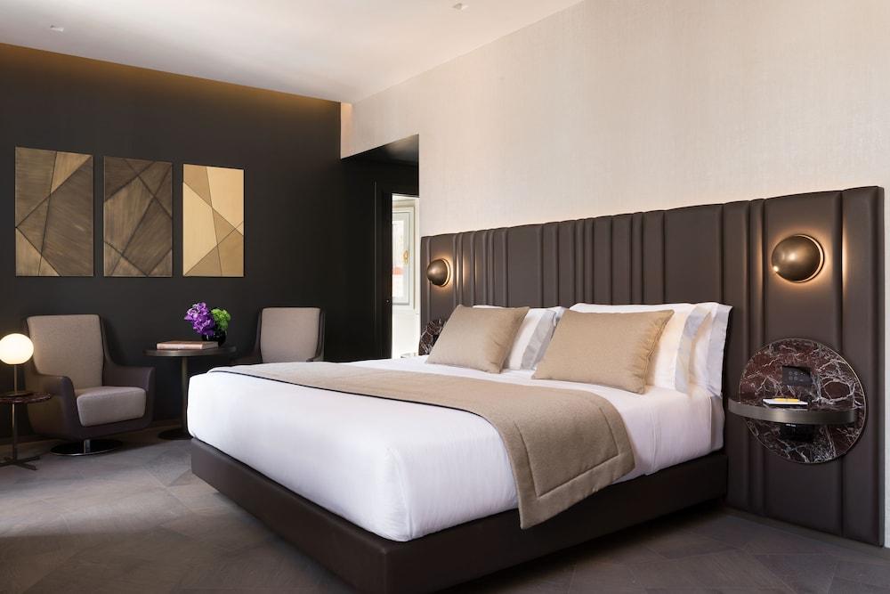 The Pantheon Iconic Rome Hotel, Autograph Collection - Room