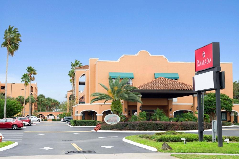 Ramada by Wyndham Kissimmee Downtown Hotel - Featured Image