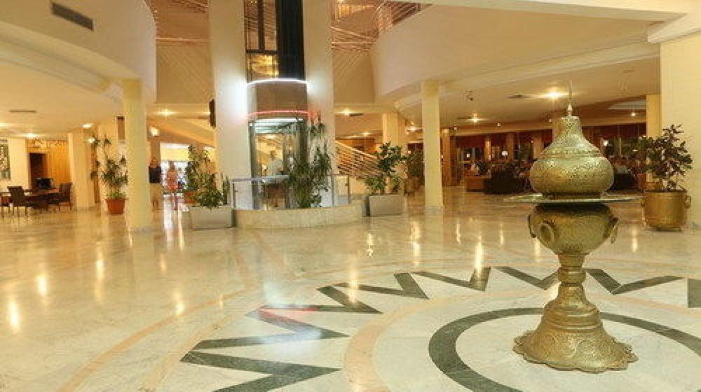 Ruspina Hotel and Spa - Lobby