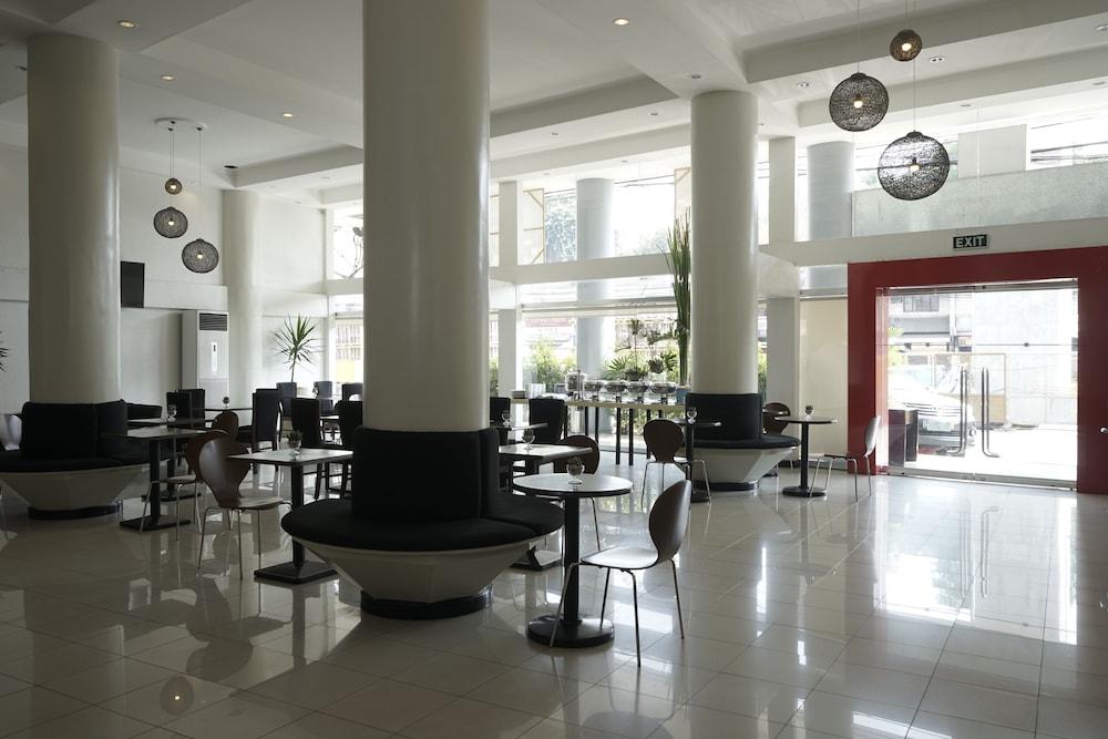 The Contemporary Hotel - Lobby