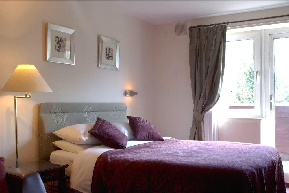 The Gate Hotel - Guestroom