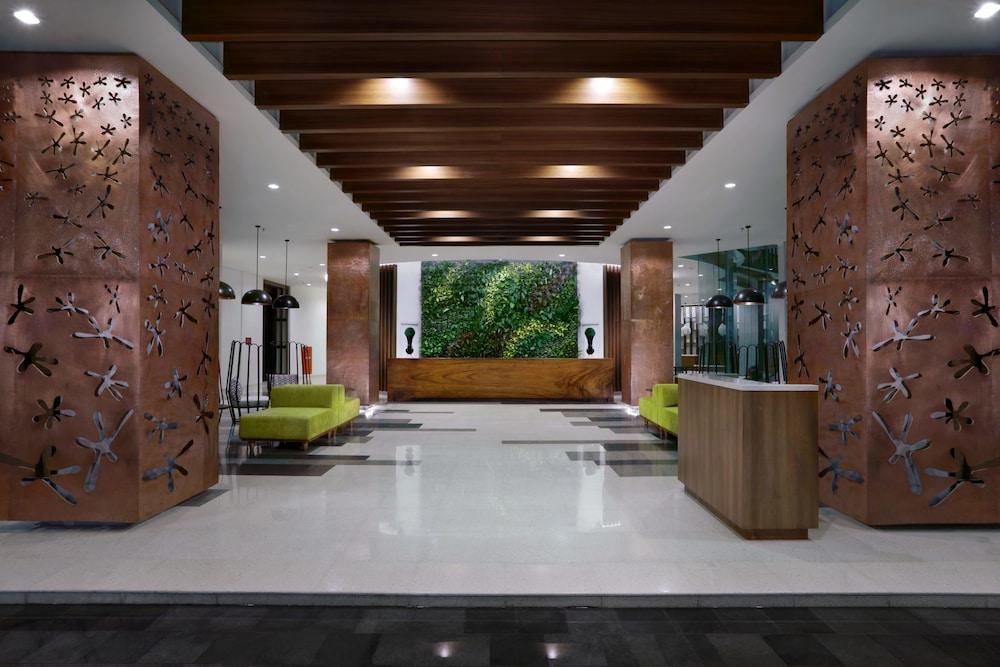 The Alana Hotel and Conference Sentul City by ASTON - Lobby