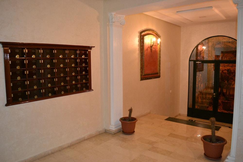 La Perle de Gauthier  by StayInMorocco - Interior Entrance