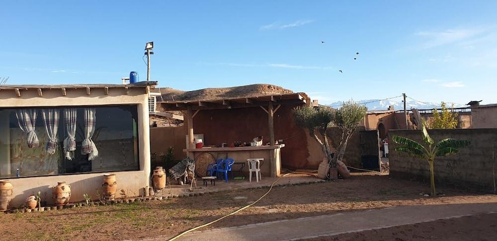 Baldi Agafay Marrakech - Property Grounds