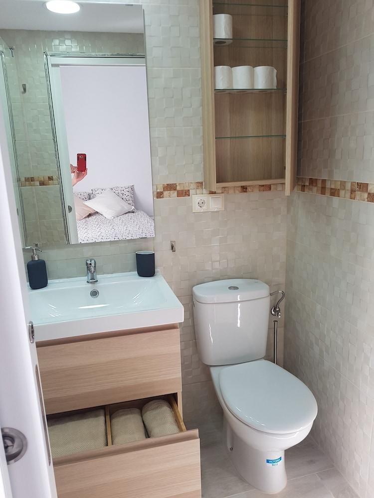 Apartamentos Villajovita - Bathroom