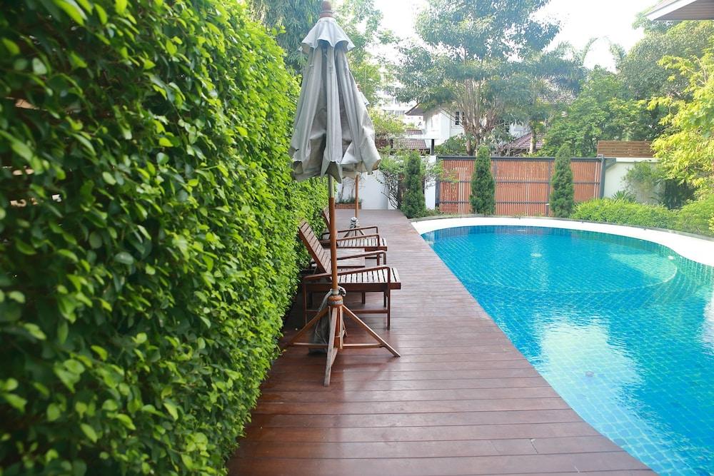 Murraya Residence - Outdoor Pool