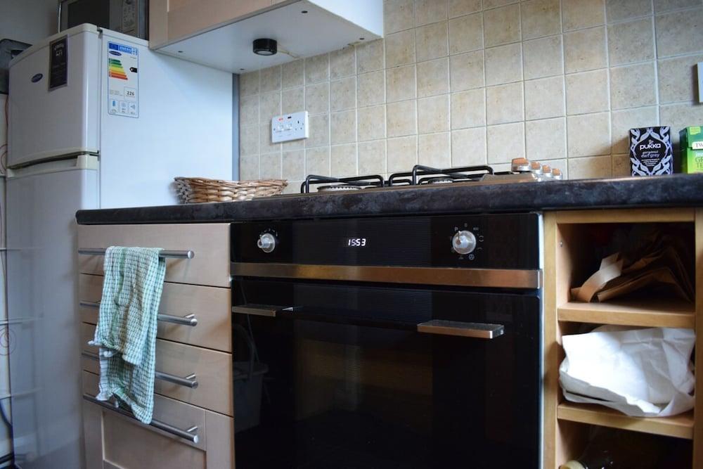 Cosy 1 Bed Flat In Homerton By Victoria Park - Private kitchen