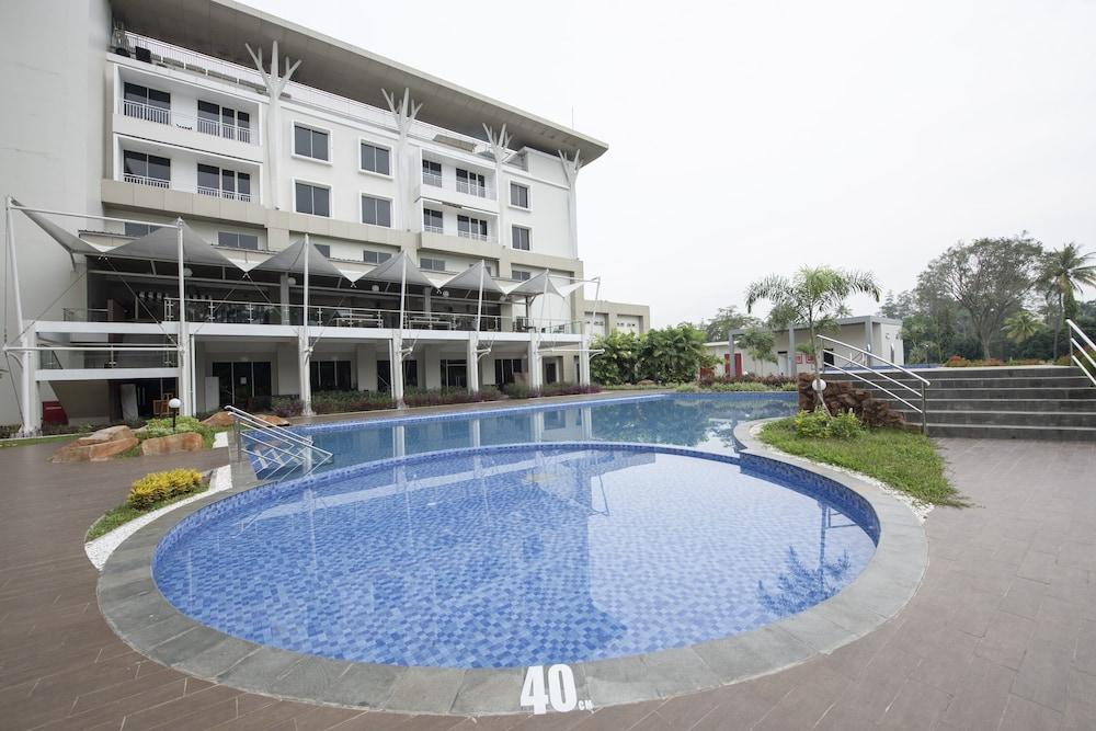 The Royale Krakatau Hotel - Outdoor Pool