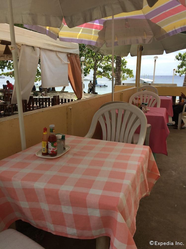Aquatica Beach Resort - Restaurant