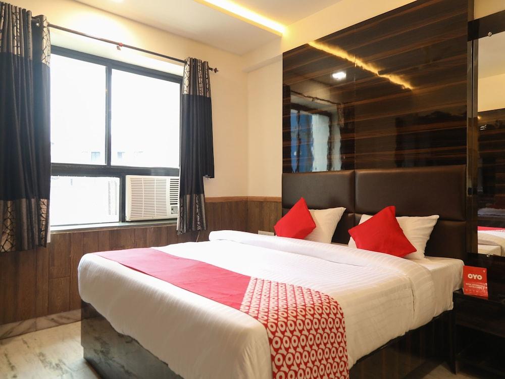 OYO 15542 Hotel Shivala - Featured Image