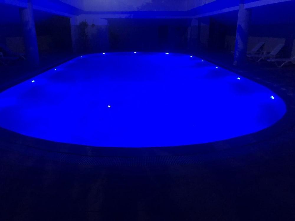 Premium Sapanca Resort - Outdoor Pool