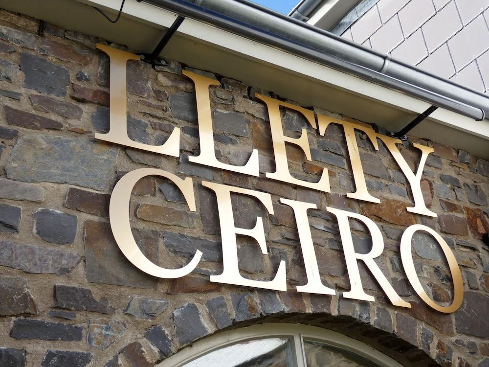 Llety Ceiro Country Guest House - Featured Image