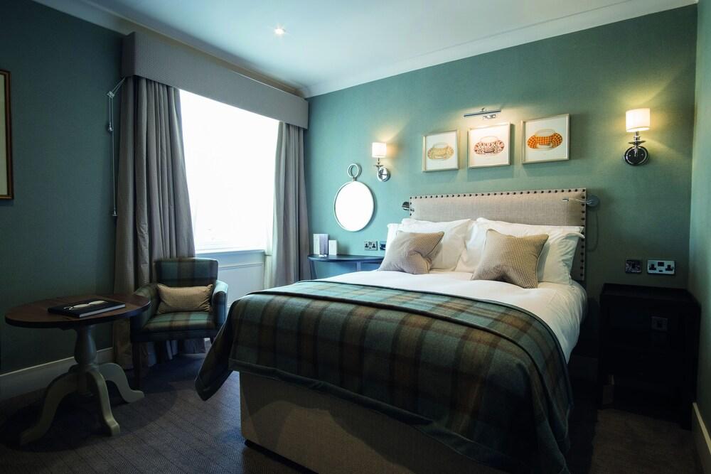 Beverley Arms Hotel - Room
